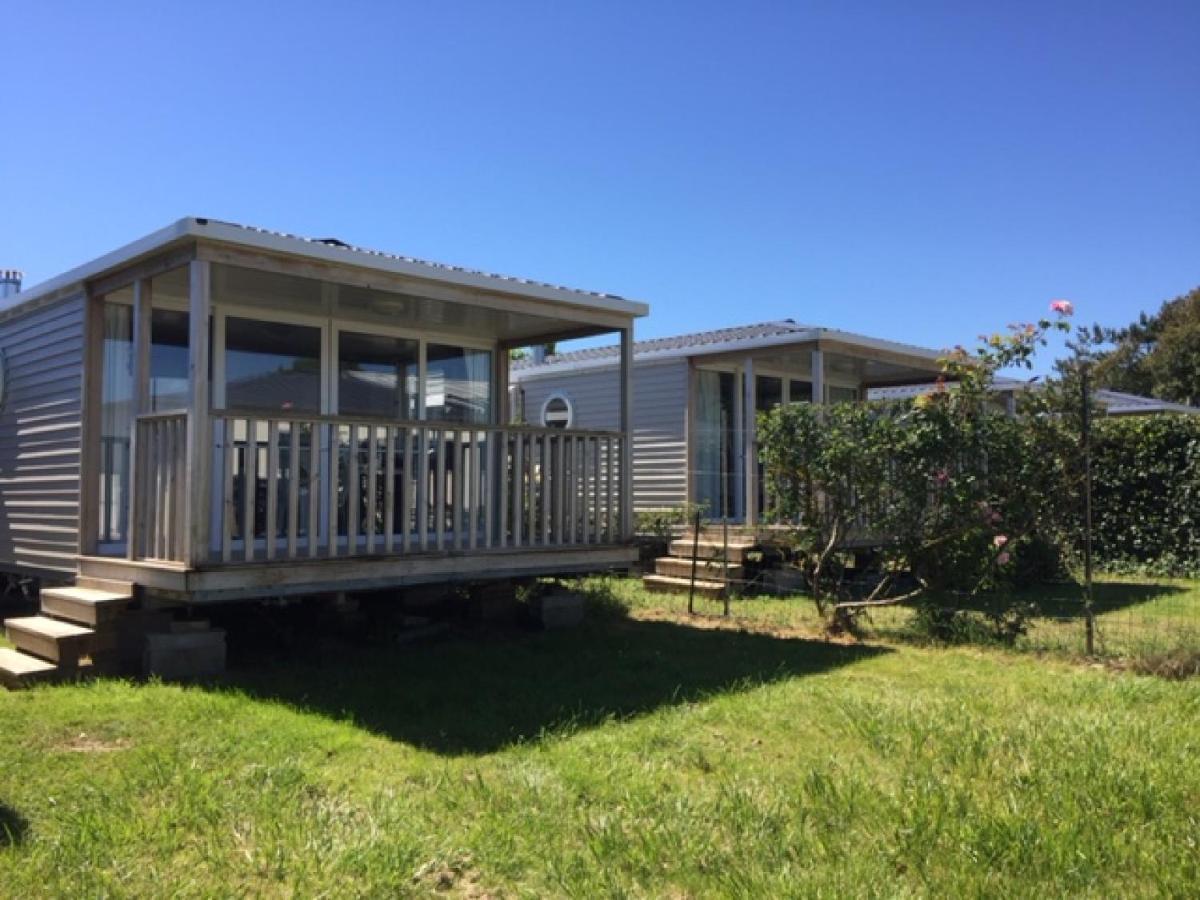 Camping Phare Ouest Saint-Denis-dʼOléron المظهر الخارجي الصورة