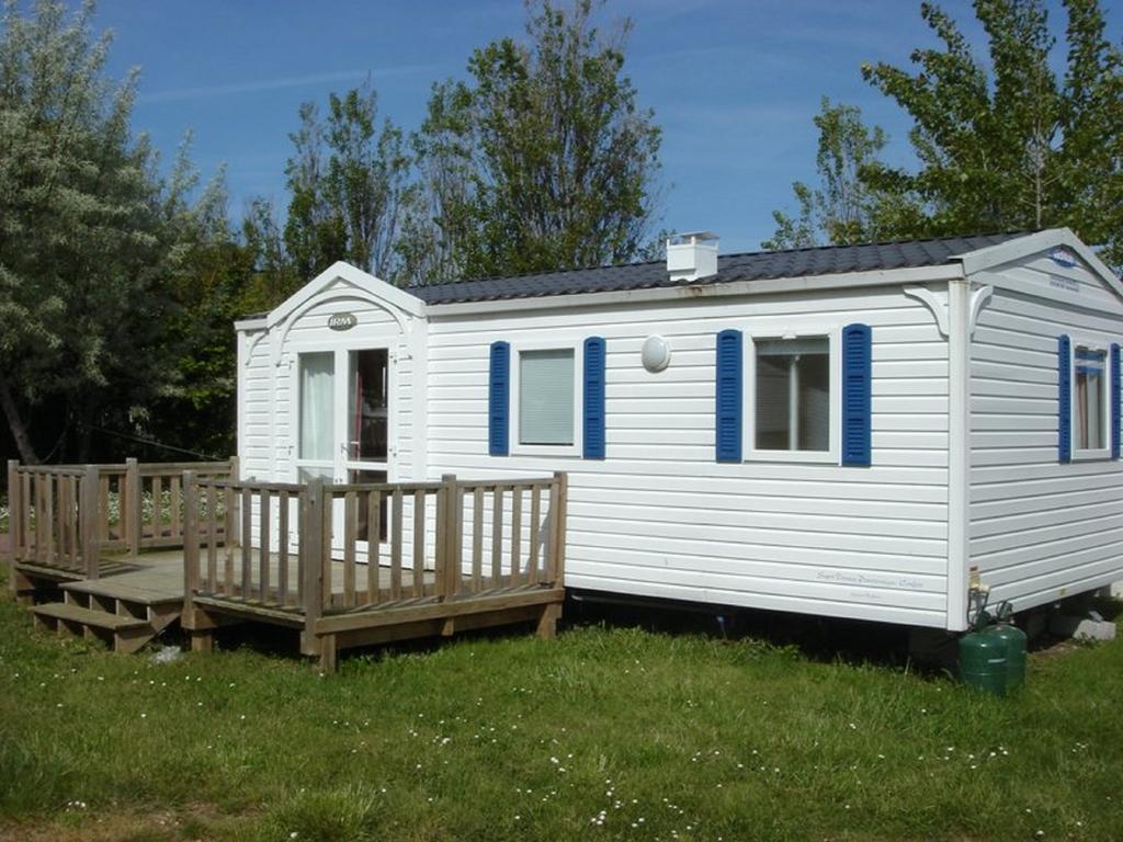Camping Phare Ouest Saint-Denis-dʼOléron المظهر الخارجي الصورة