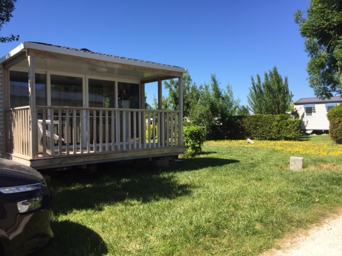 Camping Phare Ouest Saint-Denis-dʼOléron المظهر الخارجي الصورة