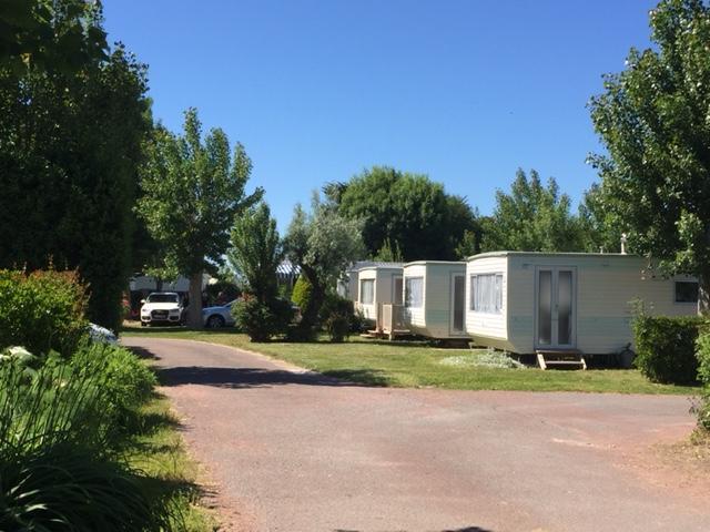 Camping Phare Ouest Saint-Denis-dʼOléron المظهر الخارجي الصورة